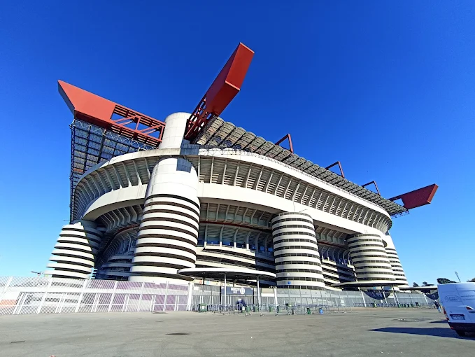Stadio San Siro: a maravilha arquitetônica e a casa histórica do futebol milanês
